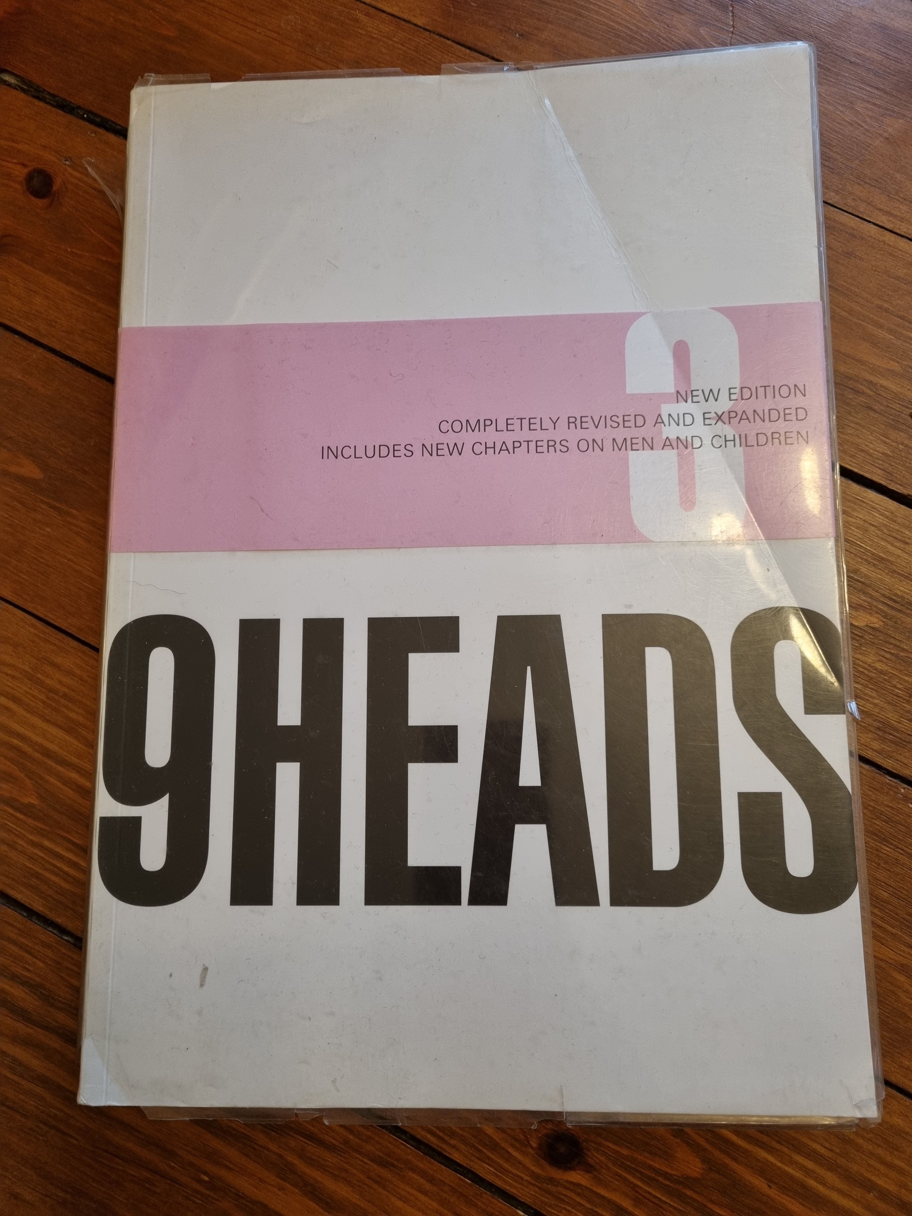9 heads : a guide to drawing fashion - 9780970246332